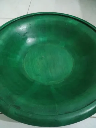 Frutero de madera verde