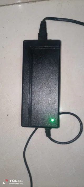 Cargador Li-ion 42V 2A CP4220 Patinete Eléctrico