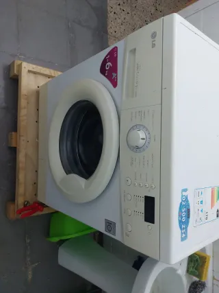 Lavadora LG 1-6Kg A++