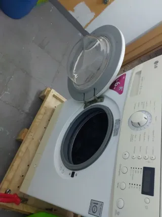 Lavadora LG 1-6Kg A++