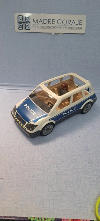 Playmobil Autobús Escolar Amarillo + coche policia