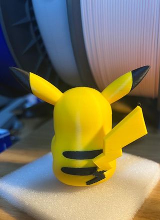 Figura Pikachu con Corazón 3D