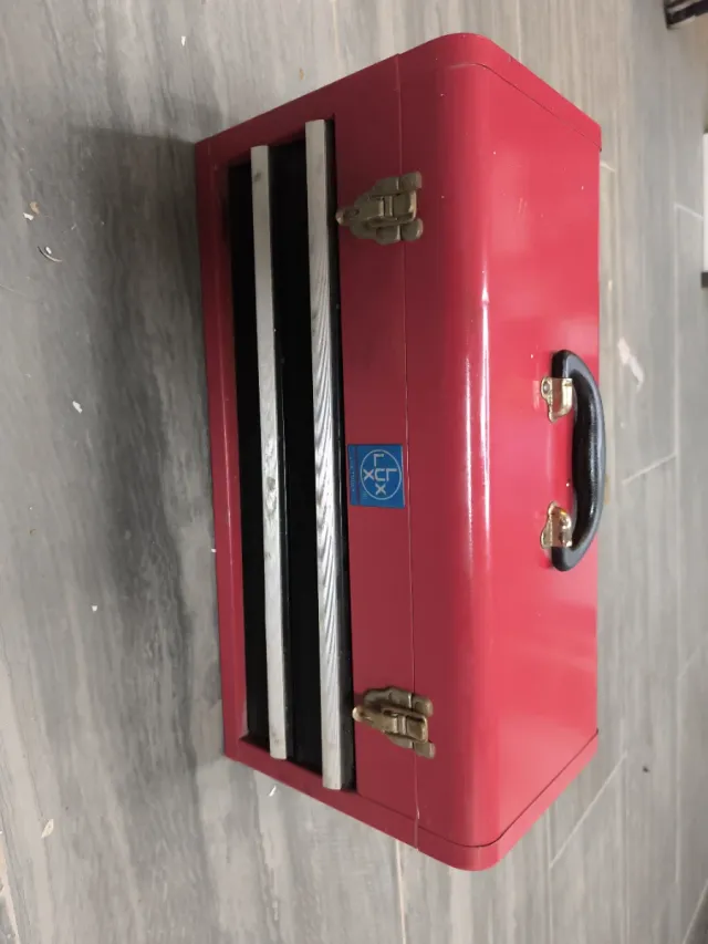 Caja de herramientas LUX metálica con cajones