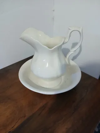 Jarrón de porcelana blanco