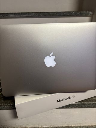 Apple MacBook Air 13” MD760D/B Argento