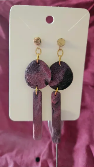 Pendientes largos color rosa y morado