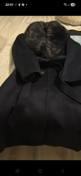 Abrigo Michael Kors Mujer Negro con Pelo