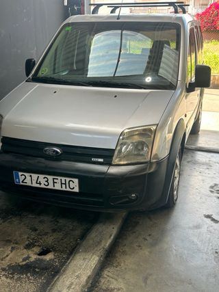 Ford E-Tourneo Courier 2008