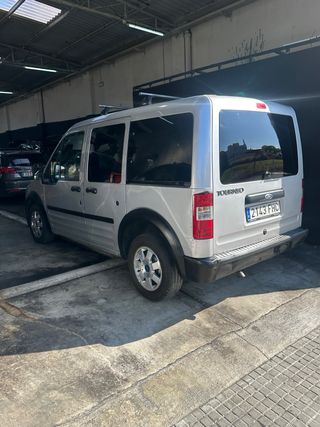 Ford E-Tourneo Courier 2008
