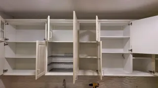 Muebles altos cocina madera y cristal