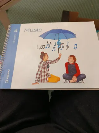 Libros de texto diferentes cursos