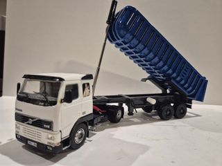 Volvo FH12 Bañera 1/43