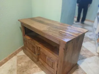 Mueble de madera de mango