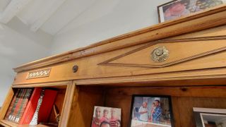 Librería clásica grande de madera