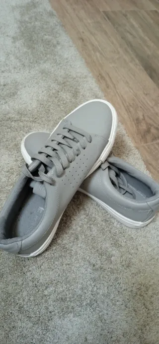 Zapatillas Pull&Bear grises