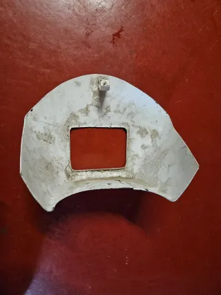 Cúpula delantera moto recortada