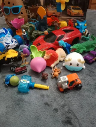 Gran bote de juguetes
