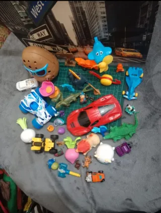 Gran bote de juguetes