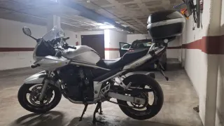 Suzuki GSF 650S Bandit Plata
