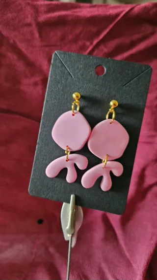 Pendientes largos rosa y dorado