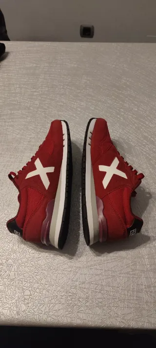 Zapatillas Munich Dash 106 Rojo Burdeos Talla 41
