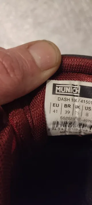 Zapatillas Munich Dash 106 Rojo Burdeos Talla 41