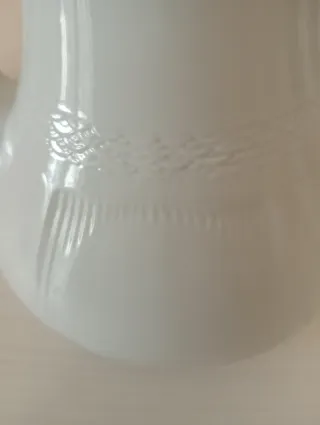 Teiera grande in porcellana bianca