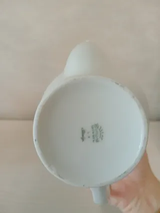 Piccola teiera in porcellana