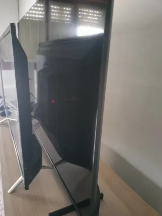 Televisor Thomson Negro