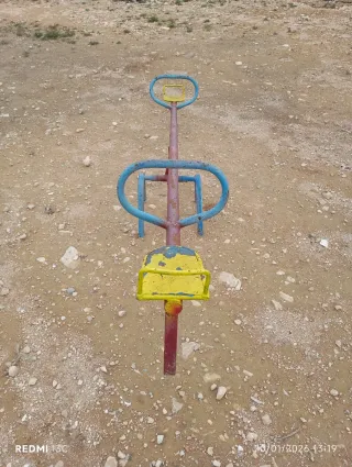 Balancín infantil para parque