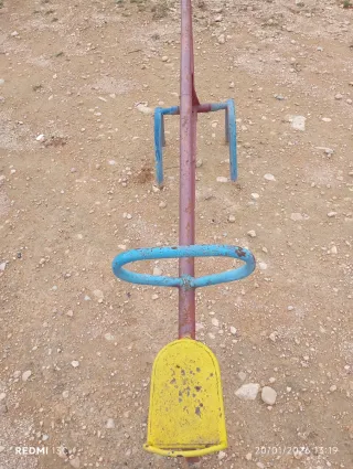 Balancín infantil para parque