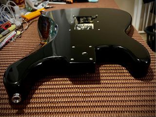 Cuerpo STRATOCASTER 3TSB