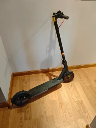 Patinete Xiaomi Pro 2 Casi Nuevo