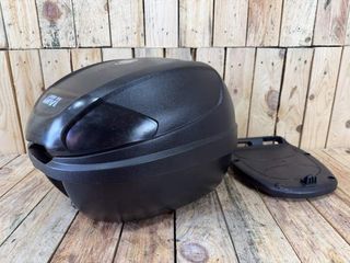 BAUL GIVI E300NT 30L CON PARRILA UNIVERSAL