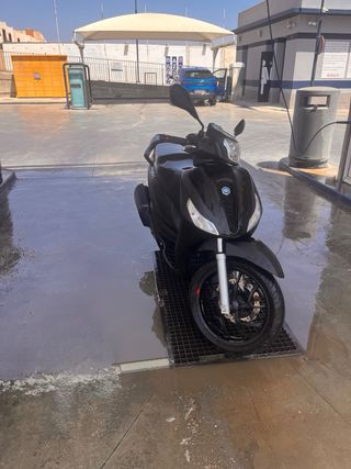 Piaggio Medley S 125 ABS 2024 Negra