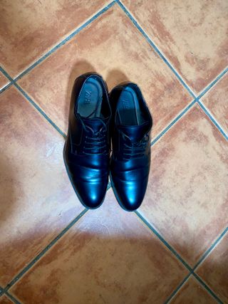 Zapatos de vestir Zara negros talla 44
