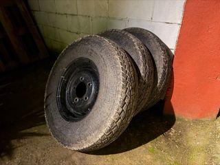 Llantas y Neumáticos Defender (4 unidades)