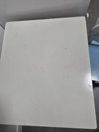 Mesa y silla infantil madera