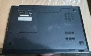 Portátil para piezas