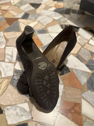 Scarpe Unisa marroni con fiocco