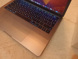 MacBook Pro 13 A1706 (2017)