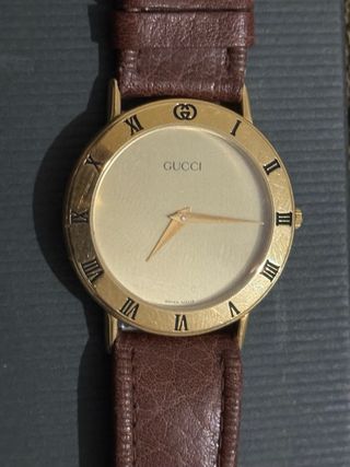 Reloj Gucci Dorado Correa Marrón