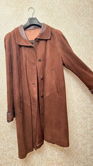 Chaqueta de ante marrón en piel de vacuno