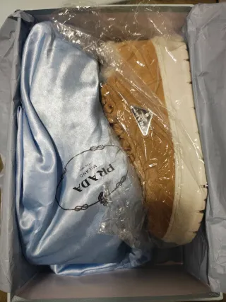 Zapatillas Prada Beige/Marrón Borreguito