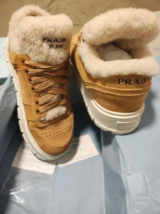 Zapatillas Prada Beige/Marrón Borreguito