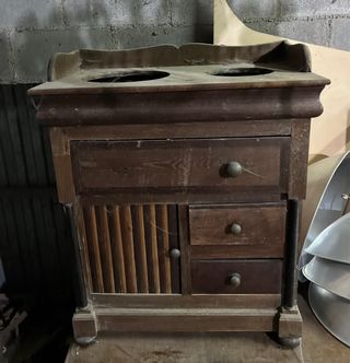 Mueble antiguo madera