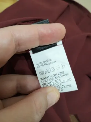 Blusa de Shein color burdeos, talla L