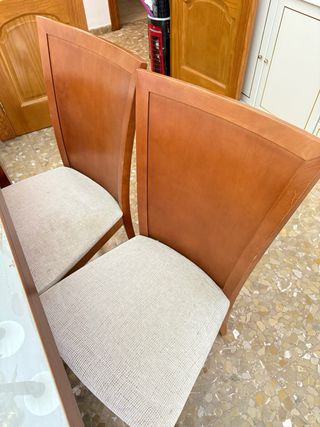 Elegante Comedor Extensible Madera y Cristal