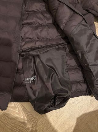 Plumífero Uniqlo marrón