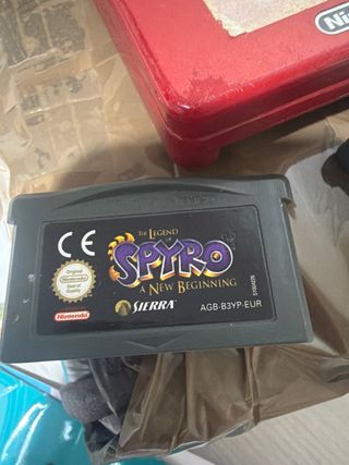 Nintendo Game Boy Advance SP Rossa + 4 Giochi